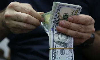 Эмнеге акчаны колдон алмаштырбоо керек: 10 орчундуу себеп