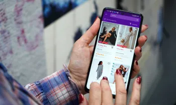 Покупки без сотен отзывов: Wildberries запустила нейросетевой пересказ