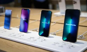 Сотрудника ГНС задержали по делу о контрабанде смартфонов