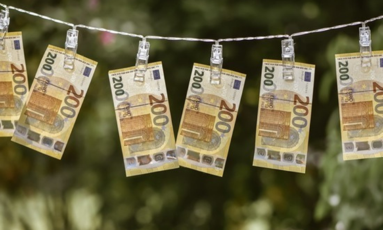 В Евросоюзе могут установить лимит на оплату «наличкой»