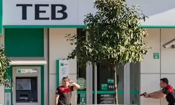 Драма в Измире: грабитель банка захватил пятерых заложников