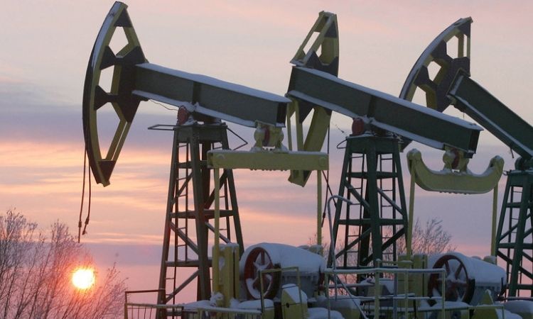 Нефть и рубль стремительно подешевели