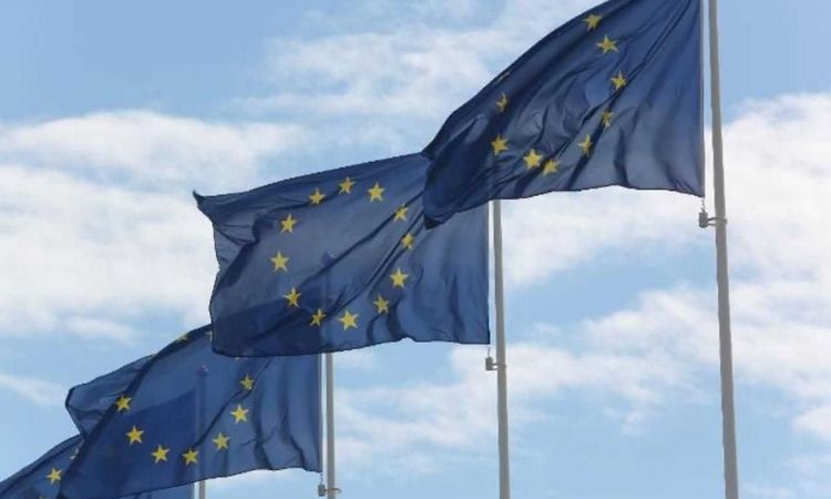 Евросоюз отсрочил выдачу 6 млн евро