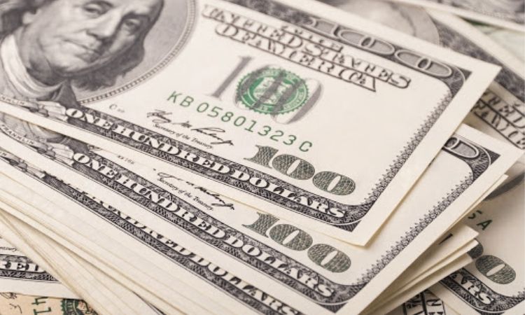 Курс валют: доллар резко подскочил