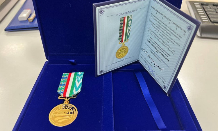 Глава правления ОАО «РСК Банк» награжден юбилейной медалью ШОС