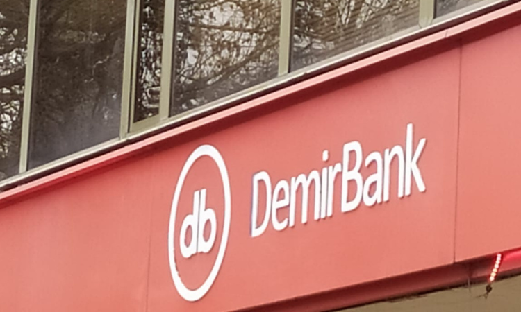 DemirBank обновил тарифы за обналичивание инвалюты