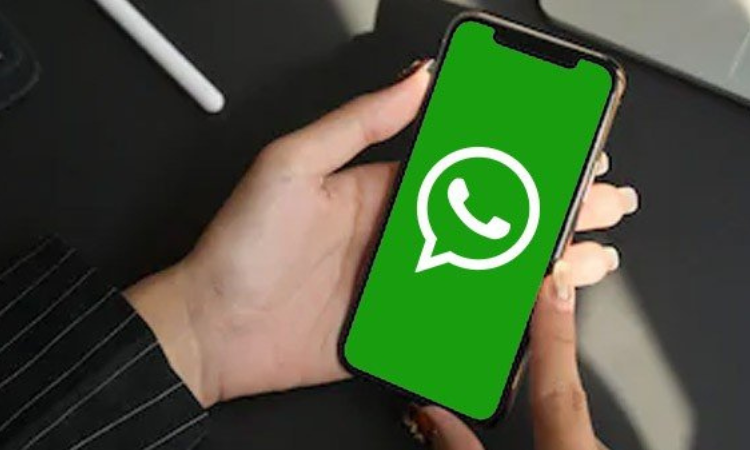«Дос-Кредобанк» запустил официальный канал в WhatsApp Business API