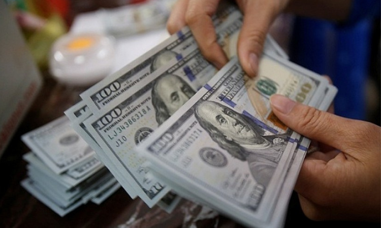В «Айыл Банке» установлены новые тарифы за обналичивание средств