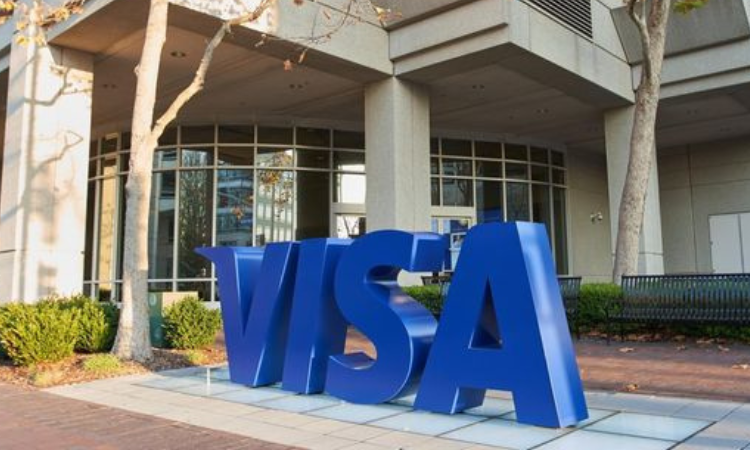 Visa и Freedom Bank запустили инновационный платежный сервис для бизнеса