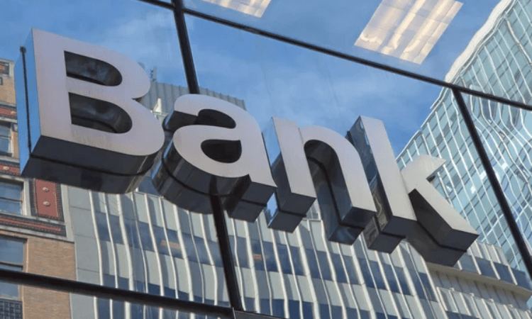 Еще один банк КР оштрафован за нарушение банковского законодательства