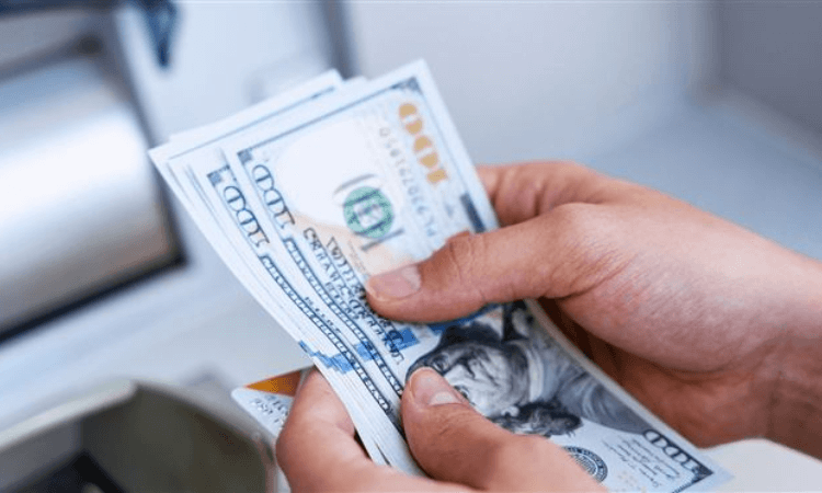 НБ КР предлагает разрешить выдачу денежных переводов в валюте отправителя