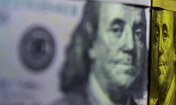 Нацбанк вновь купил доллары США