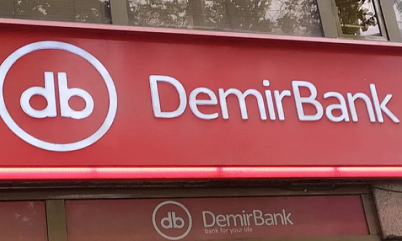 Три сберкассы DemirBank временно приостановили работу